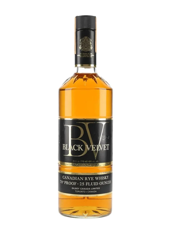 Black Velvet Blended Canadian Whisky – Distilled 1970 (40%, 75cl)